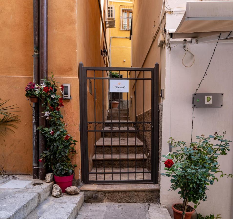 Humboldt Luxury Rooms Taormina Eksteriør bilde