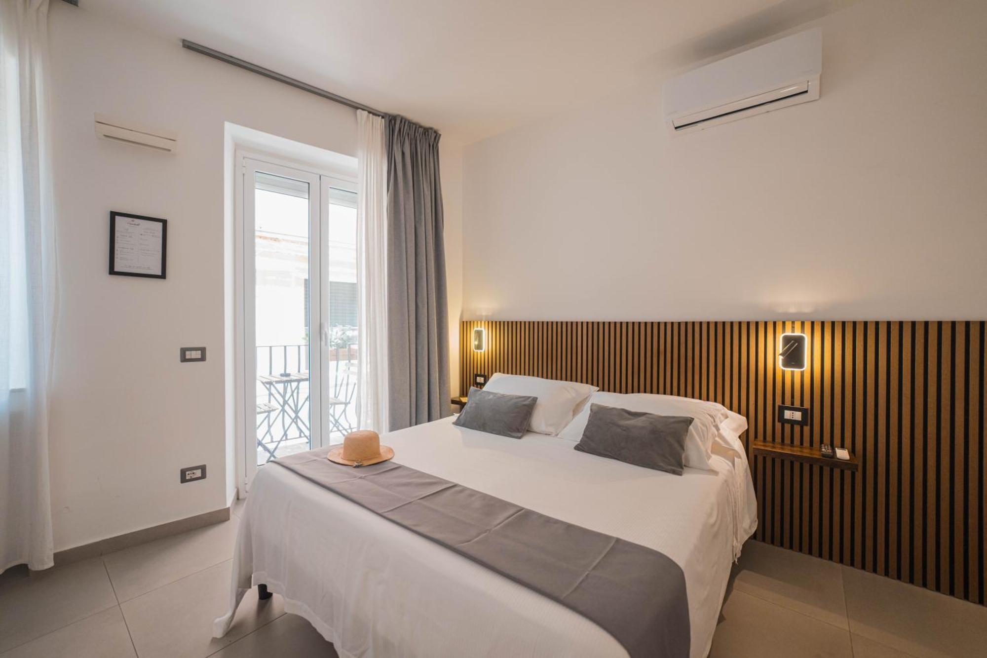 Humboldt Luxury Rooms Taormina Eksteriør bilde
