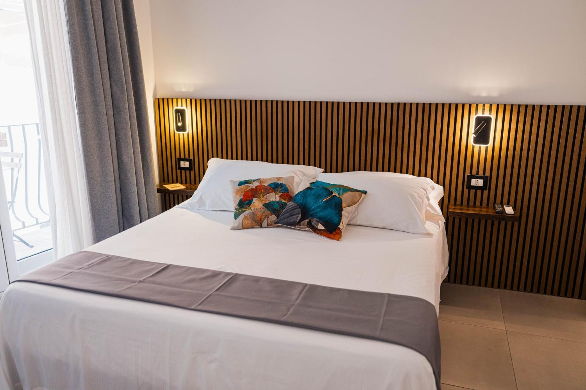 Humboldt Luxury Rooms Taormina Eksteriør bilde