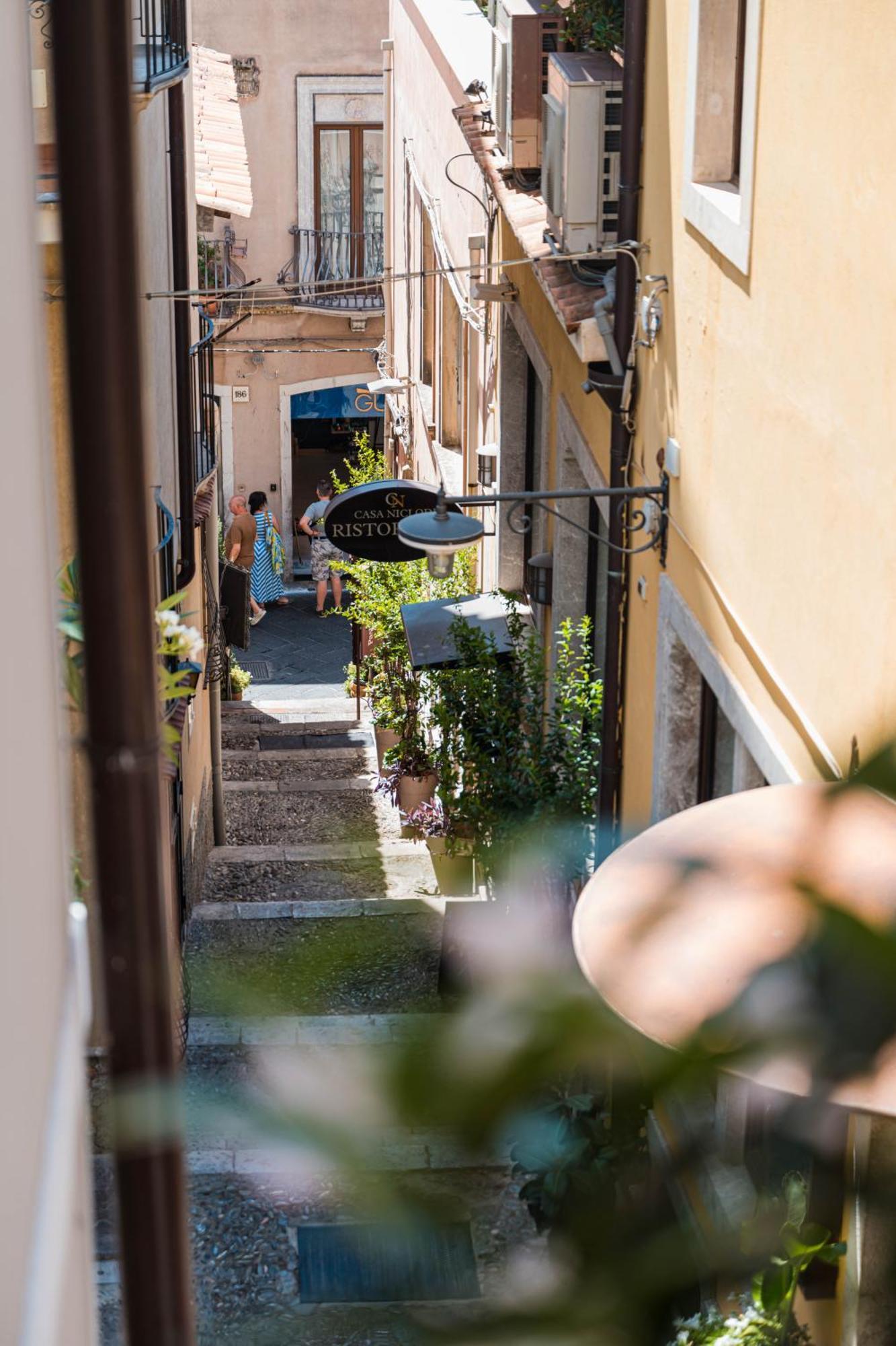 Humboldt Luxury Rooms Taormina Eksteriør bilde