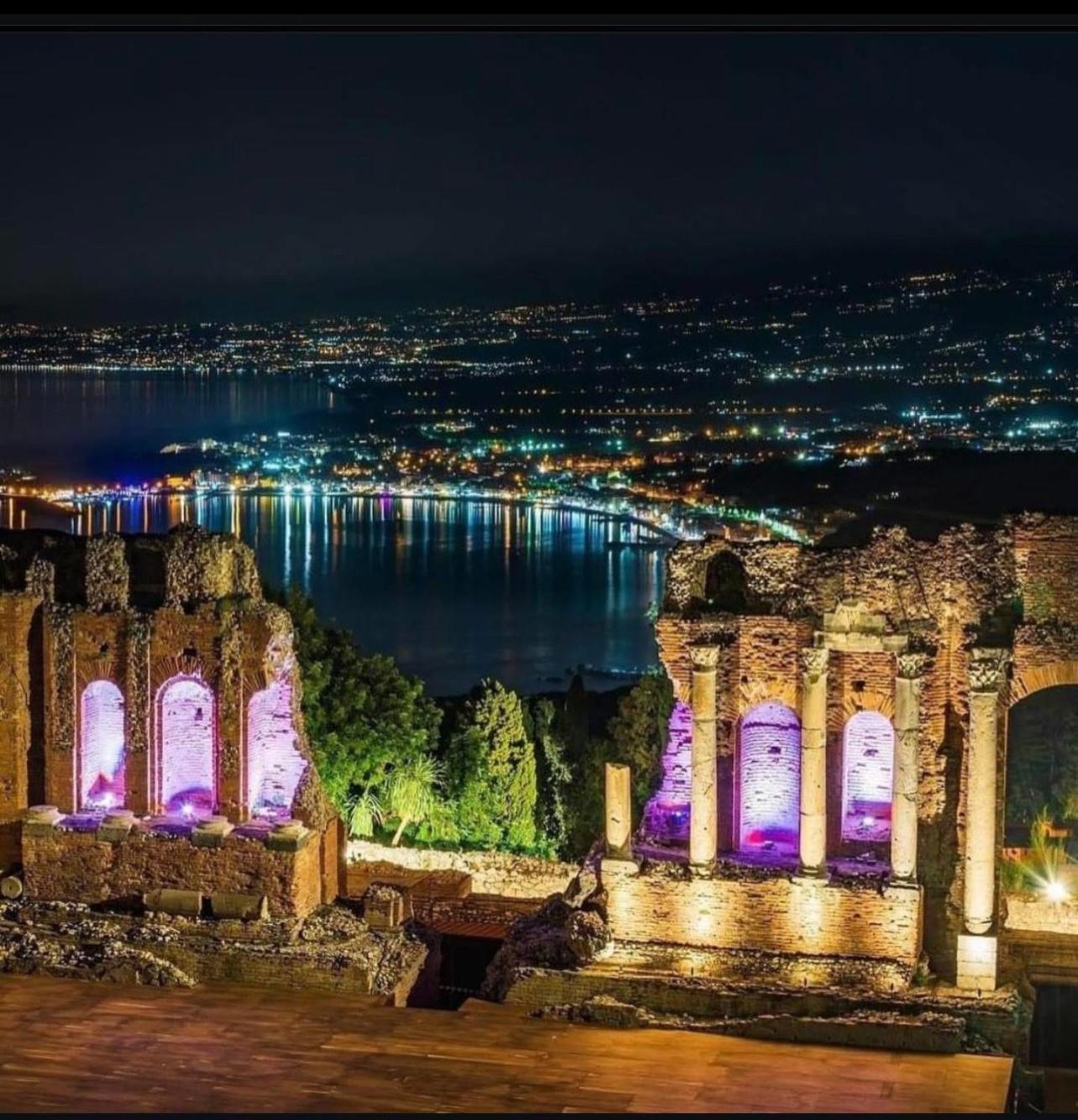 Humboldt Luxury Rooms Taormina Eksteriør bilde