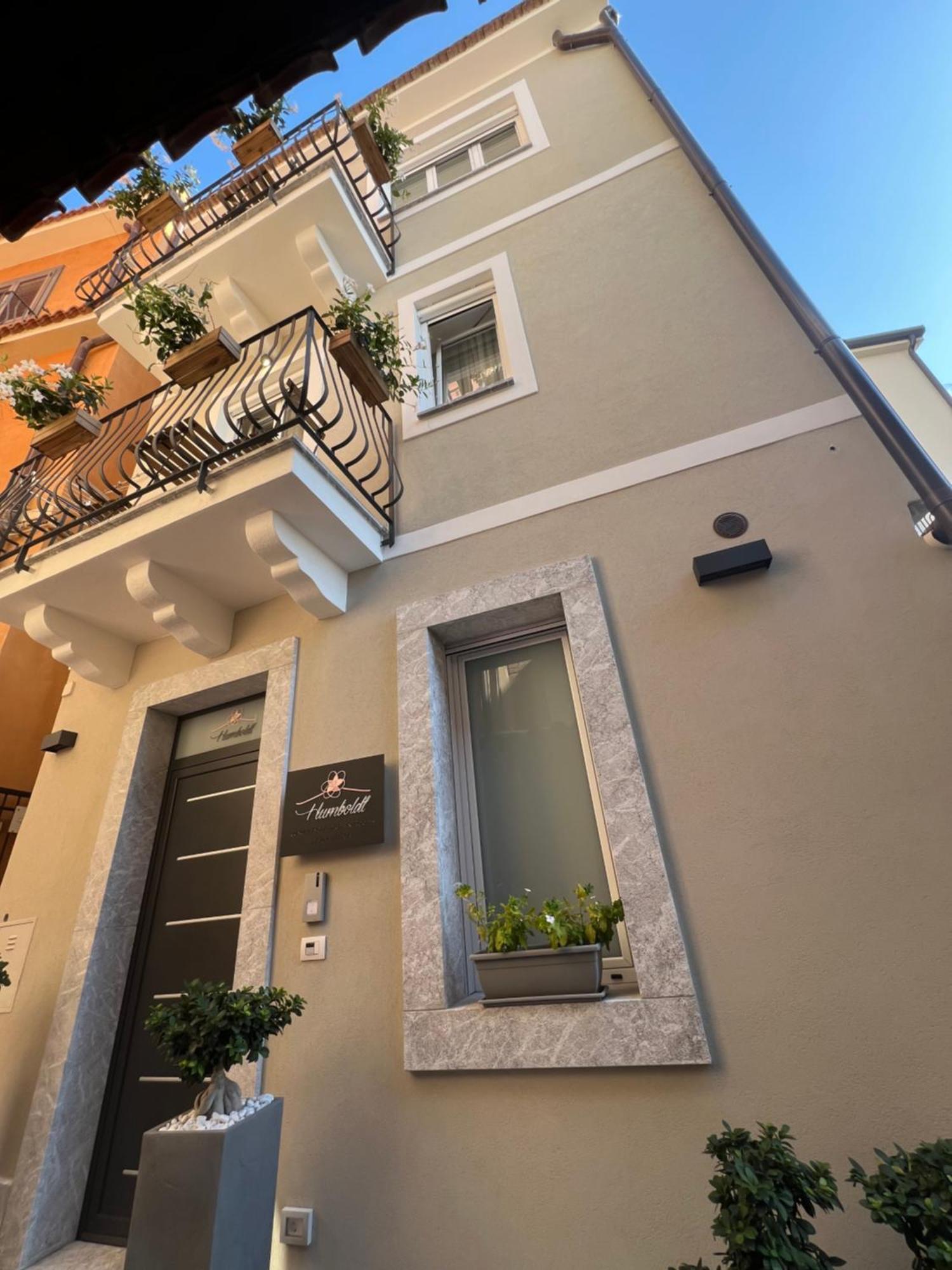 Humboldt Luxury Rooms Taormina Eksteriør bilde